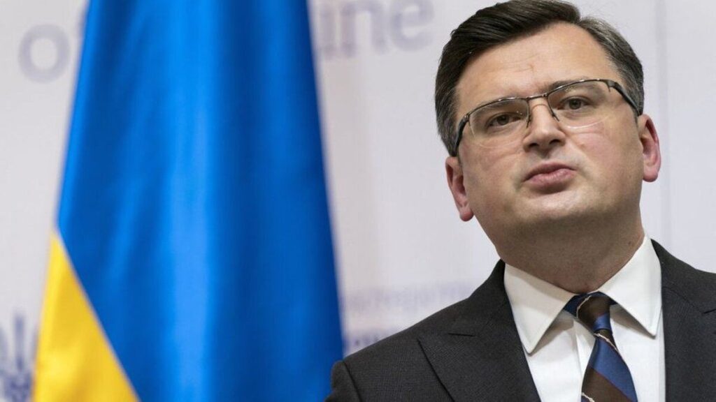 Нідерланди нададуть Україні більше зброї та техніки
