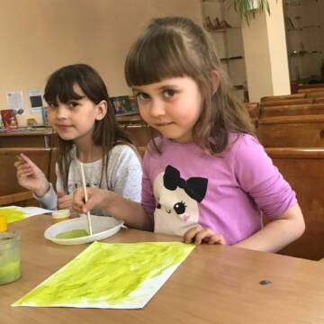 У Вінниці відбулися майстер-класи з малювання та авіамоделювання від VinSmart для дітей-переселенців