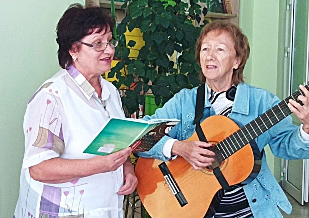 Клуб «Подільська хризантема» запрошує до музично-поетичного кола