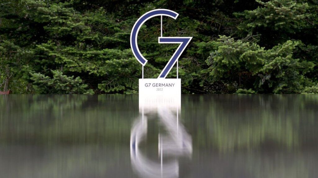 Лідери країн G7 засудили напад на торговий центр у Кременчуці