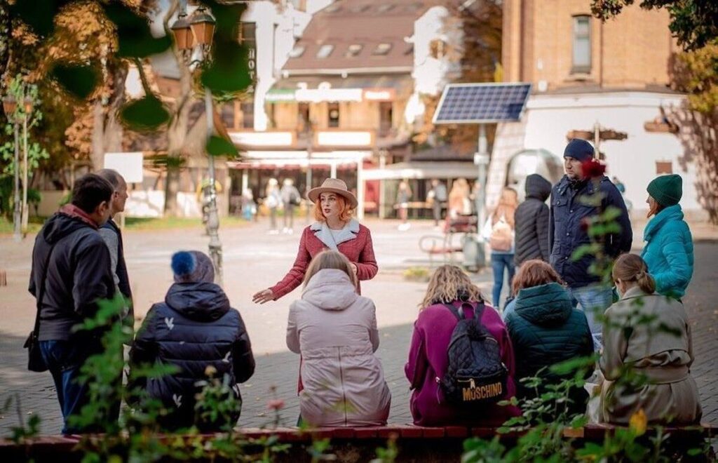 У червні продовжать цикл безкоштовних екскурсій Вінницею для переселенців та вінничан