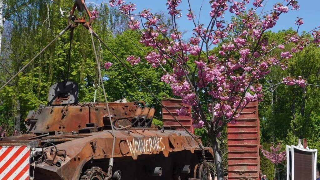 Знищену техніку “другої армії світу” привезли у Вінницю