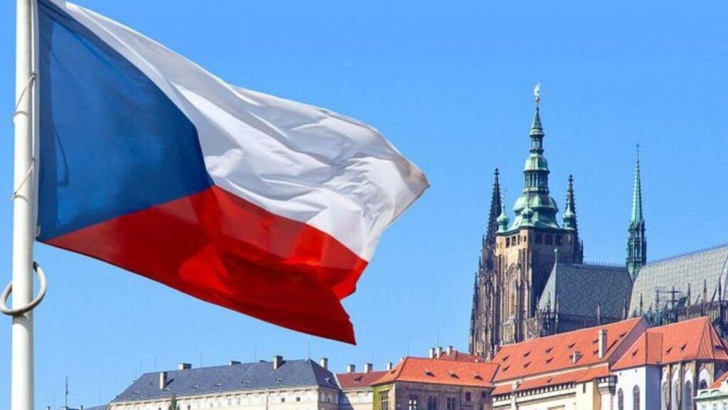 Чехія припинила видачу віз росіянам та білорусам