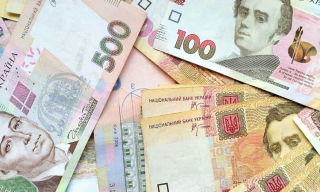 Швейцарія дозволила обмінювати гривню на швейцарські франки. Де це можна зробити