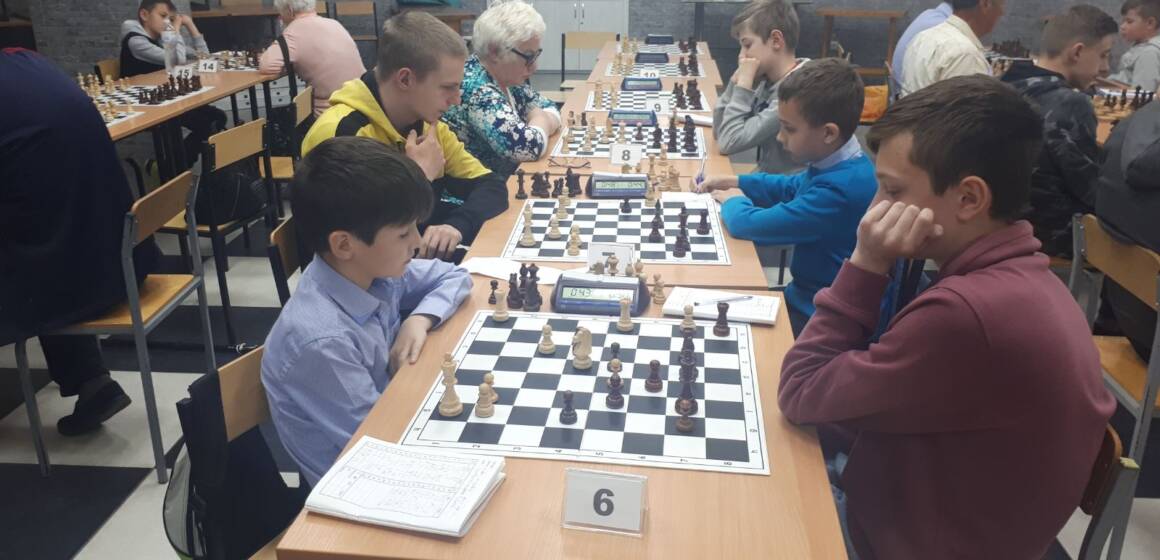 Впродовж травня у Вінниці провели 24 турніри з шахів для дітей та дорослих