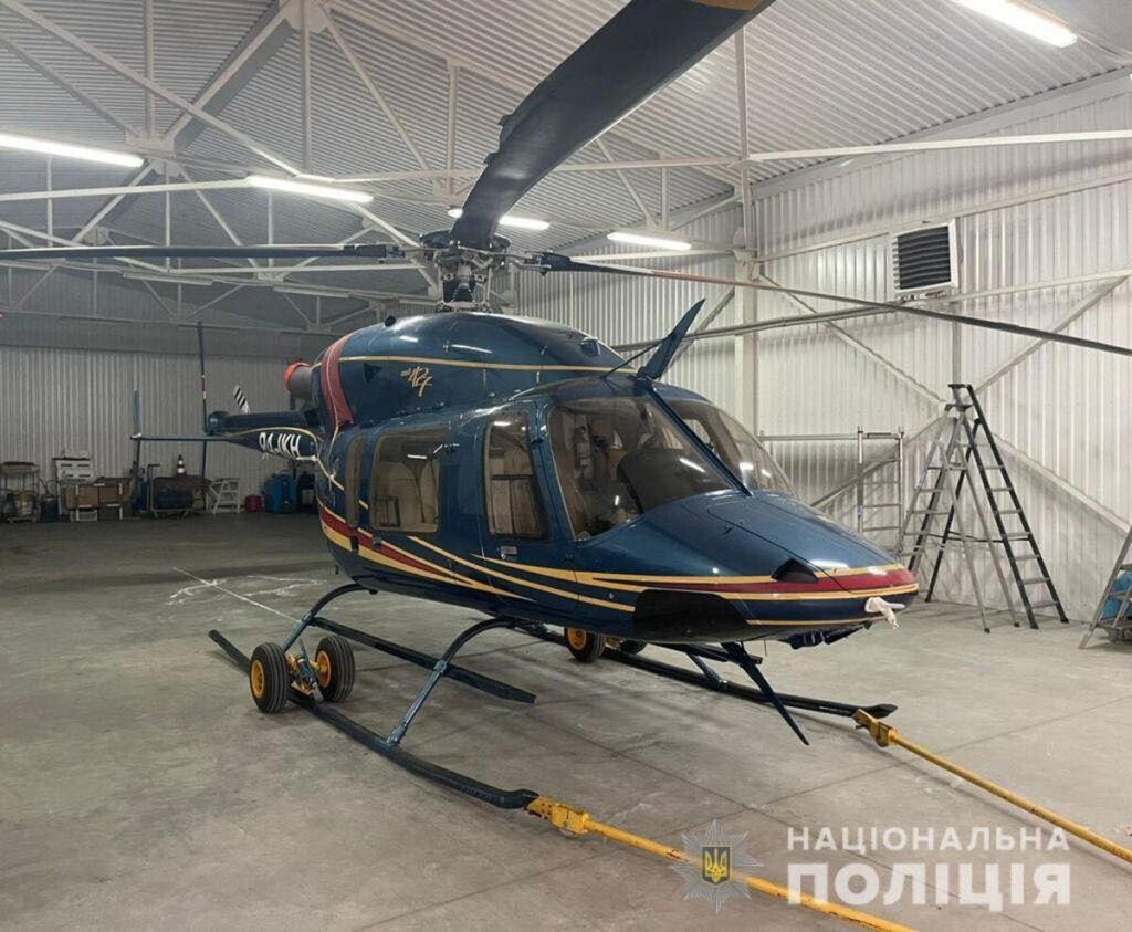 Гелікоптер і літак родини Медведчука передали на потреби ЗСУ