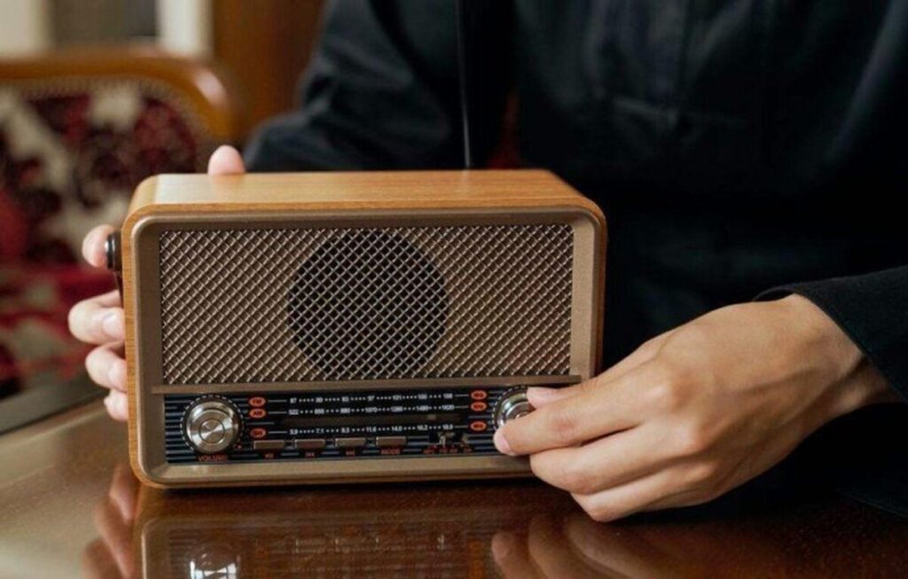 Вінничанам нагадують про необхідність придбати FM-приймач на батарейках для отримання інформації в екстрених ситуаціях