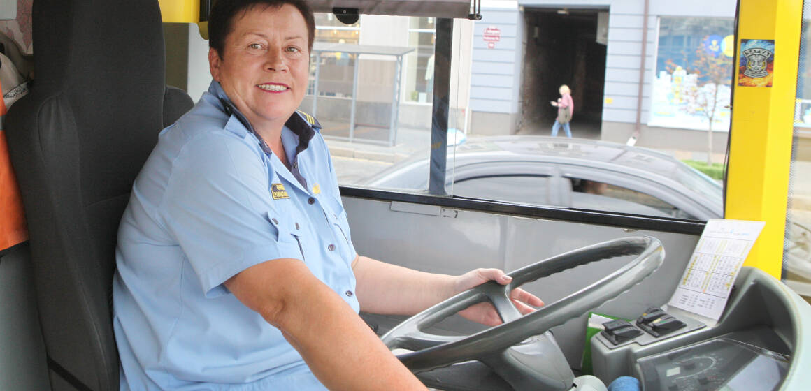 «Наша робота – залишатися людьми»: водійка вінницького автобуса про загублені речі та радість від гарних вчинків
