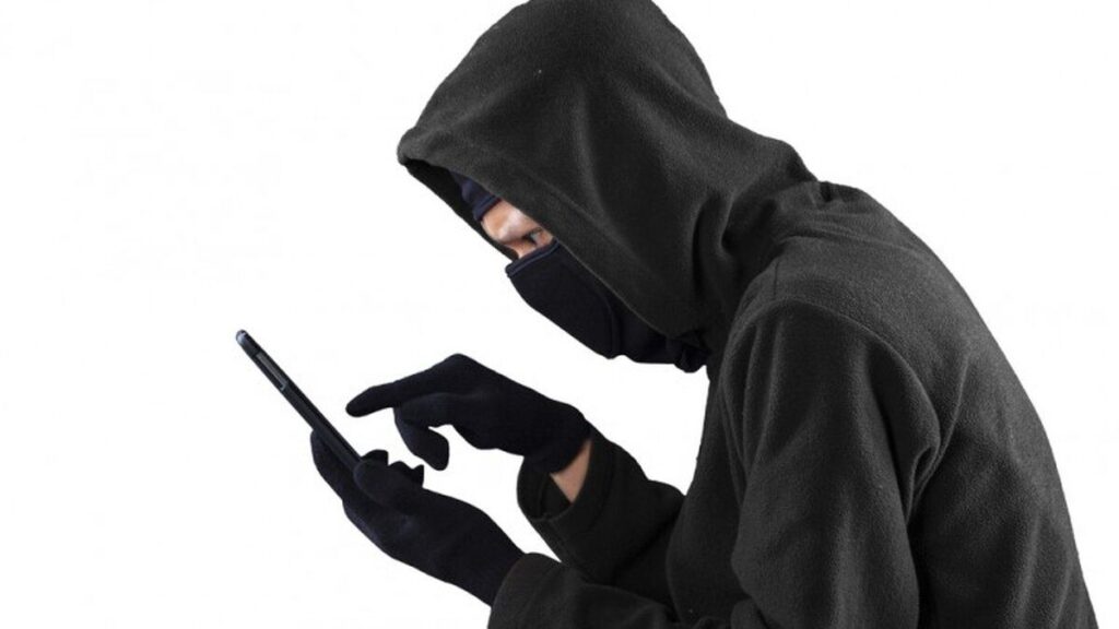 «Грошові виплати для українців»: як шахраї запустили у Facebook дезінформаційну кампанію