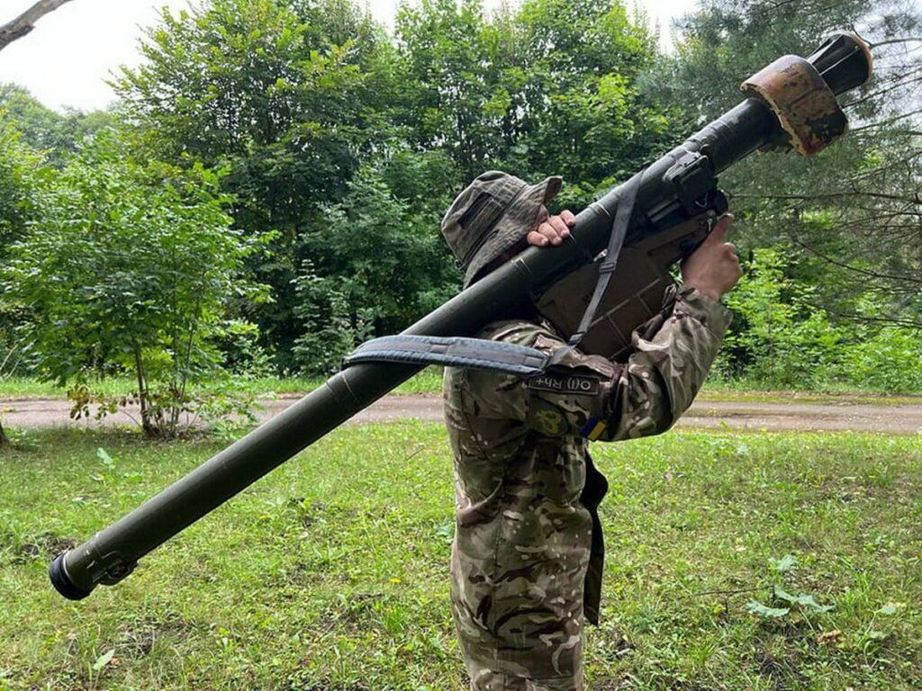 Добровольці Вінниччини відточують бойову готовність на зенітному комплексі «Ігла»