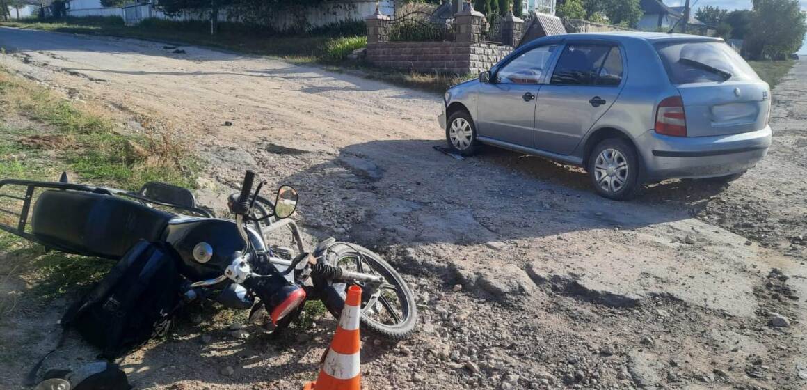Поліція встановлює обставини аварії, у якій травмувався 14-річний мотоцикліст
