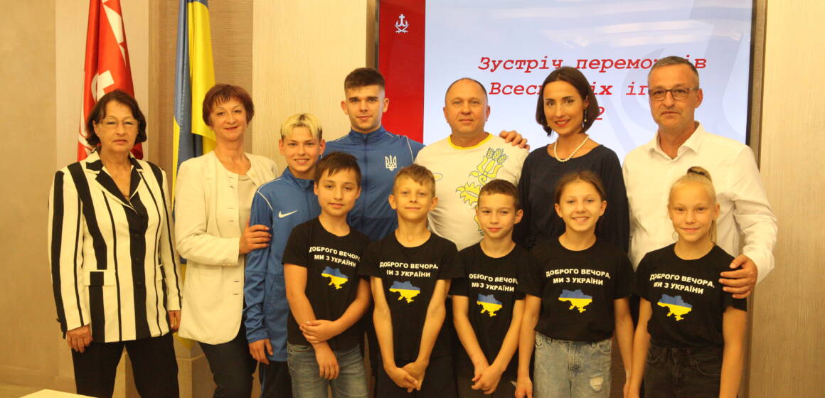 Важу Даіаурі, Данила Стецюка та Богдана Пограничного, які здобули золото на XII Всесвітніх іграх 2022, нагородили у Вінниці