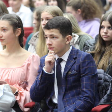 У Вінниці обрали сім кандидатів до ради громадського об’єднання старшокласників «Лідер»