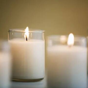 Як обрати свічки на випадок відсутності світла і як зробити свічку власноруч
