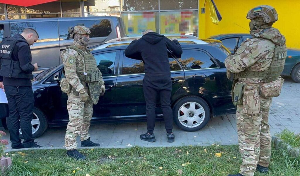На Вінниччині викрили псевдоволонтерів