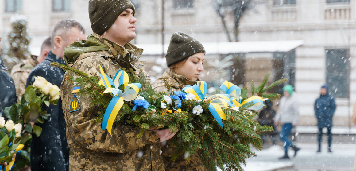 Вінничани в День Гідності та Свободи вшанували пам’ять загиблих на Майдані