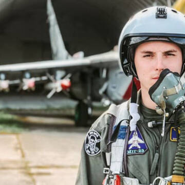 Пілоту , який відвів падаючий літак від Вінниці, присвоєно звання Героя України з врученням ордену «Золота зірка»