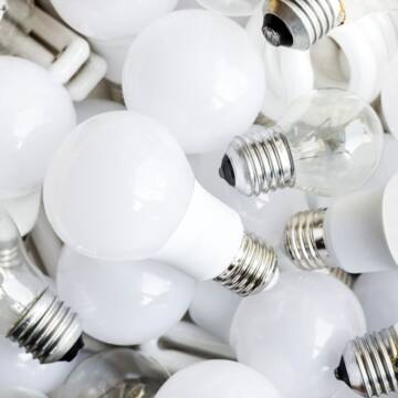 Жителі Вінниці можуть подати заяву про обмін лампочок в застосунку «Дія»
