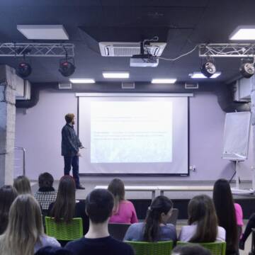 Відділ молодіжної політики Вінницької міської ради організував навчання по наданню першої психологічної допомоги
