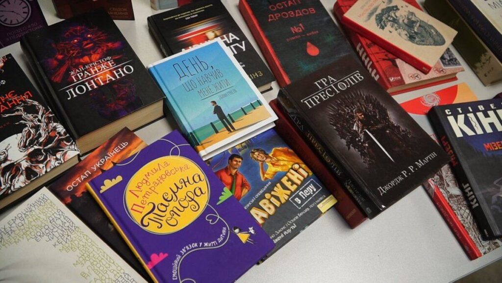 Вінничан закликають долучитись до акції Книги для захисників