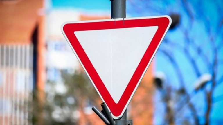 Вінничани просять встановити знаки  дорожнього руху на вулиці Київські