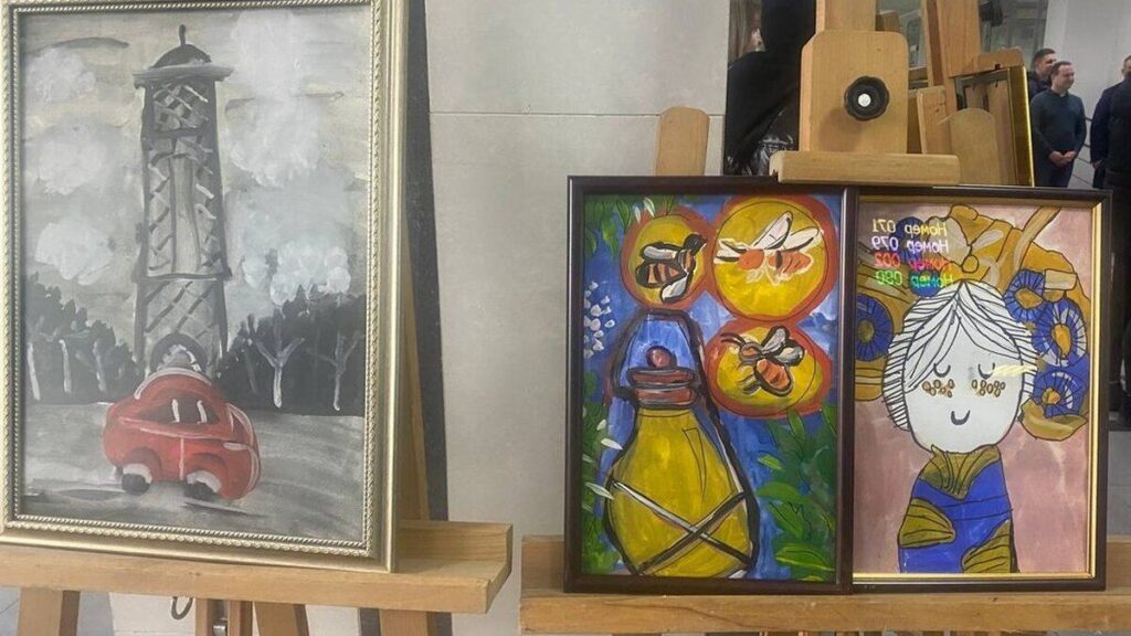 У Вінниці відкрилася виставка 11-річного художника