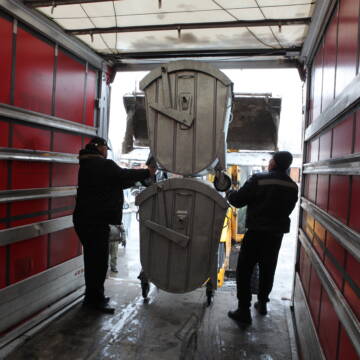 Уже всі контейнери для збору сміття доставила Вінниця у звільнений Херсон