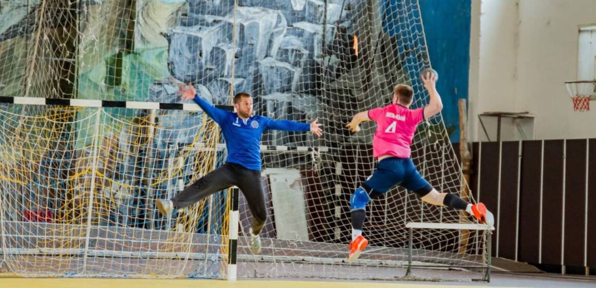 Вінницькі гандболісти дебютували на Чемпіонаті України