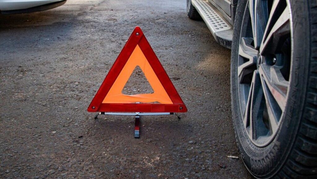 У Вінниці під колесами вантажівки загинула неповнолітня