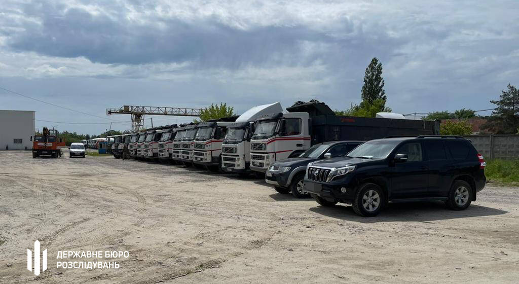 Для ЗСУ передали арештовані авто родичів Медведчука та Козака