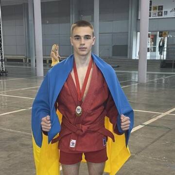 Вінничанин приніс учнівській збірній України перше золото в змаганнях з самбо