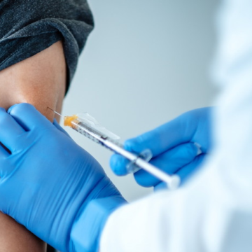 Коронавірус в Україні: знизилось охоплення щепленнями, МОЗ рекомендує вакцинуватися