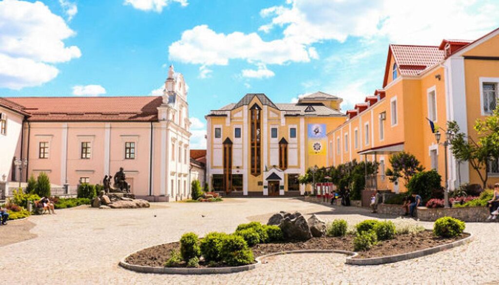 Вінницький краєзнавчий музей: джерело історії та культури