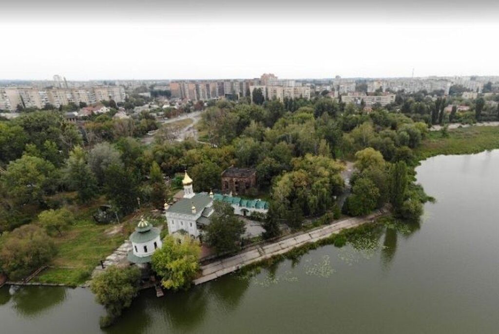 На сесії міської ради виділили кошти на аналіз стану поверхневих водойм громади