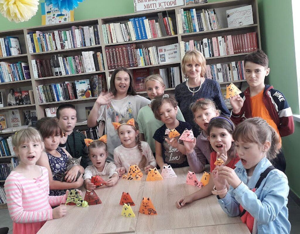 Маленьких вінничан запрошують на гурток «Творчі долоньки»