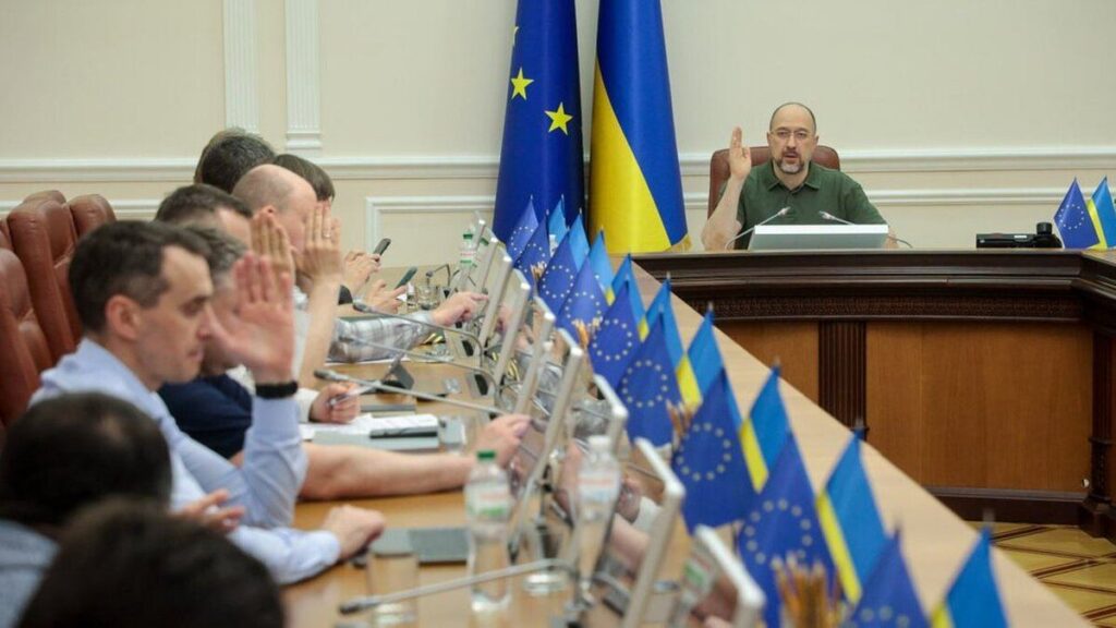 У межах програми єВідновлення для 4,8 тисячі українців погодили виплати на суму 389 млн грн
