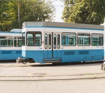 До Вінниці доставили черговий трамвайний вагон «Tram2000»