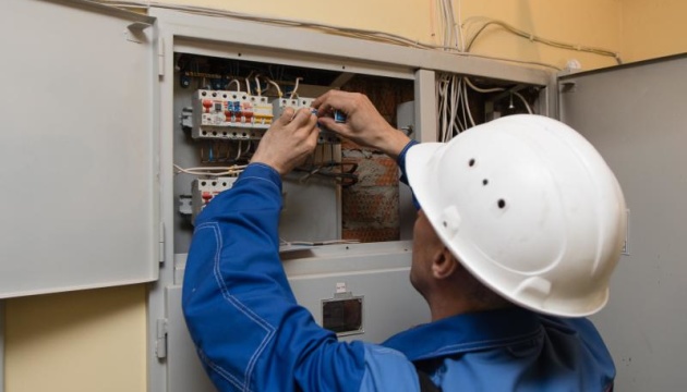 У Вінниці збільшили кількість ремонтів мереж електропостачання у багатоквартирних будинках
