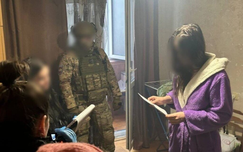 Судитимуть мешканку Києва, яка труїла колишніх, як щурів