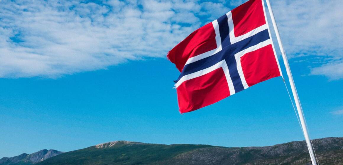 Норвегія заборонила в’їзд автомобілів з російськими номерами