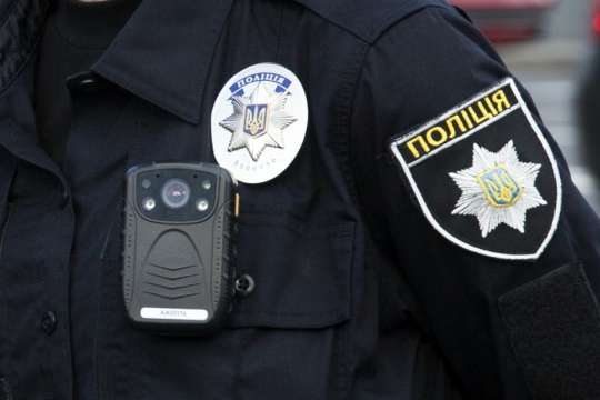 Вінницькі поліцейські затримали водія, який перевозив партію наркотиків