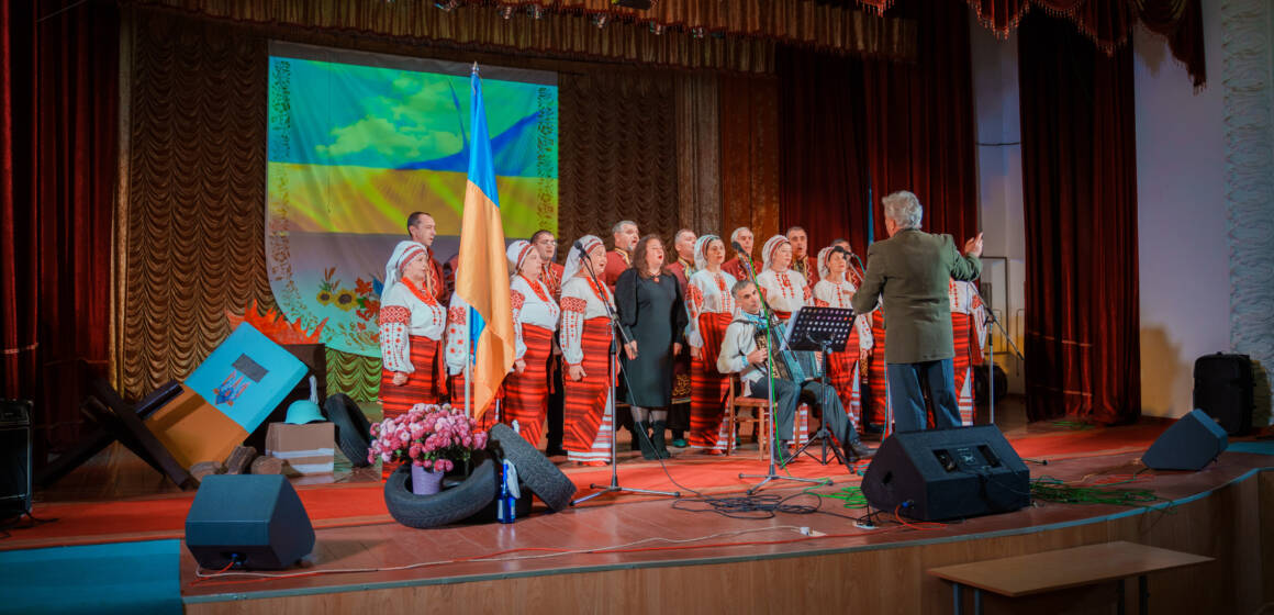 У Вінницьких Хуторах провели фестиваль патріотичної пісні 