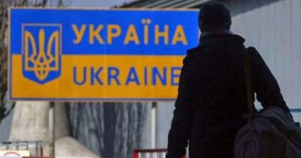 Перед Різдвом і Новим роком все більше українців перетинають кордон