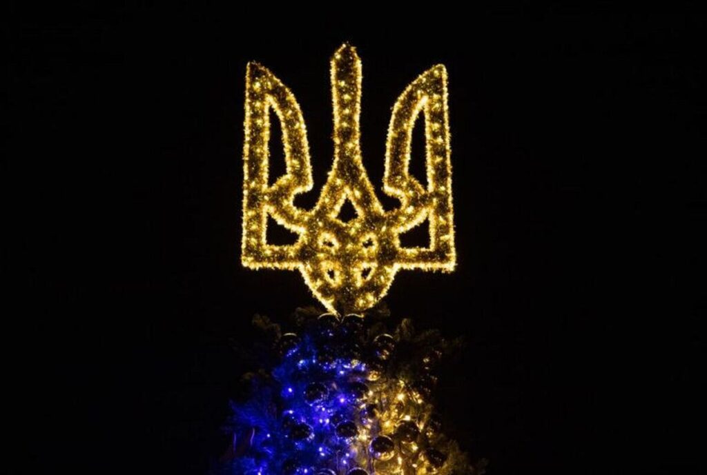 Як виглядають ялинки у Києві, Ватикані, Лондоні, Празі та інших містах (фото)