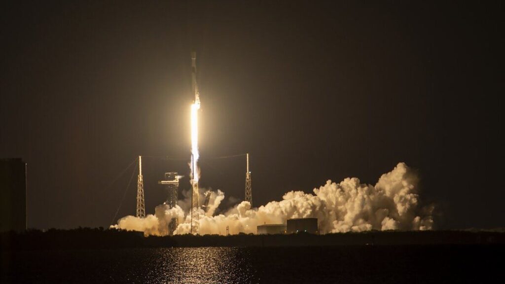 SpaceX запустила на орбіту ще 23 інтернет-супутники Starlink