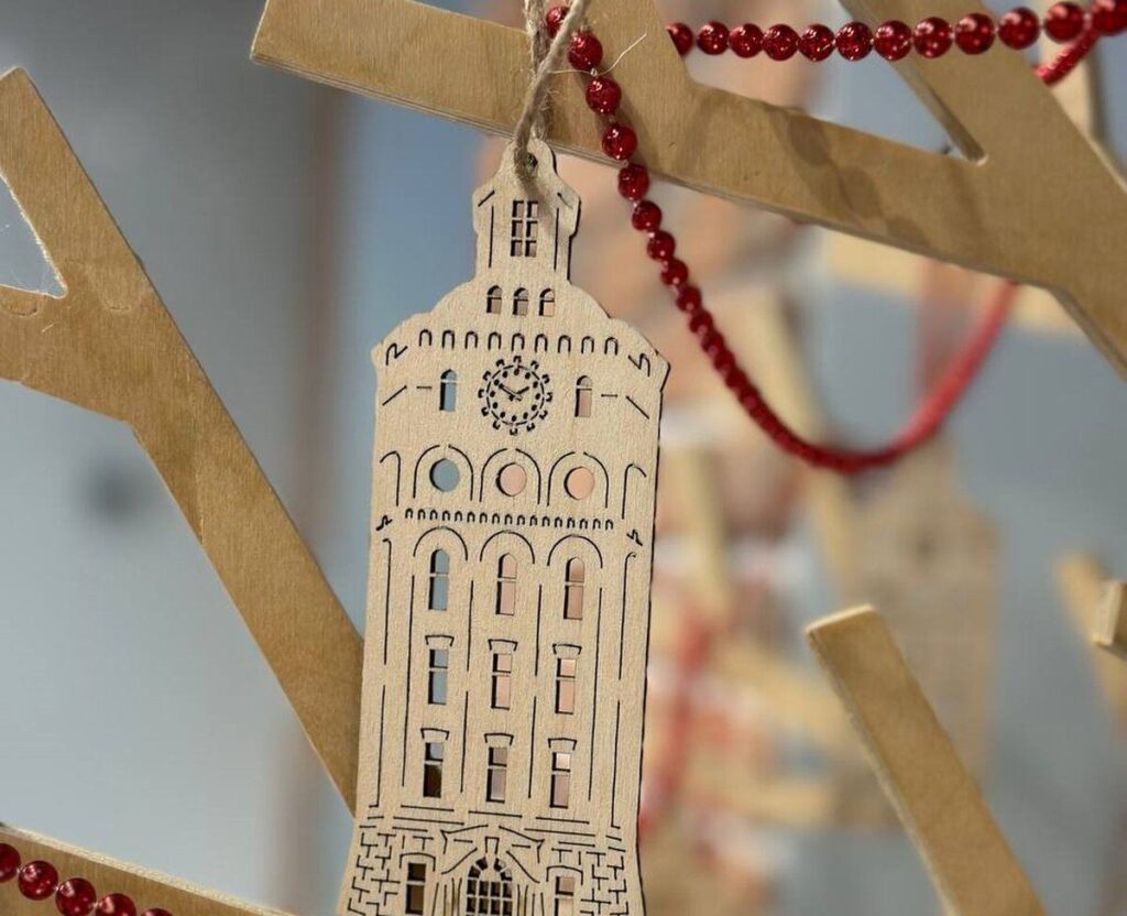 Майстерня казкотерапії: юні вінничани створювали власні казки про Вежу Артинова