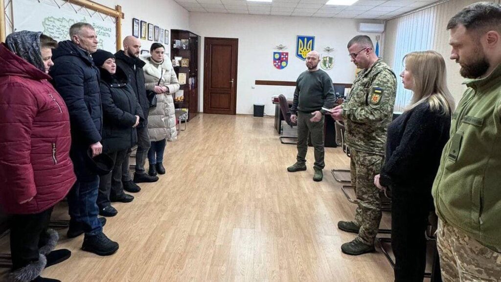 На Вінниччині родинам загиблих оборонців вручили нагороди