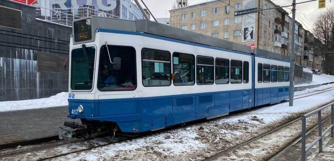 Ще 2 трамваї «Tram2000» виїхали на маршрути міста