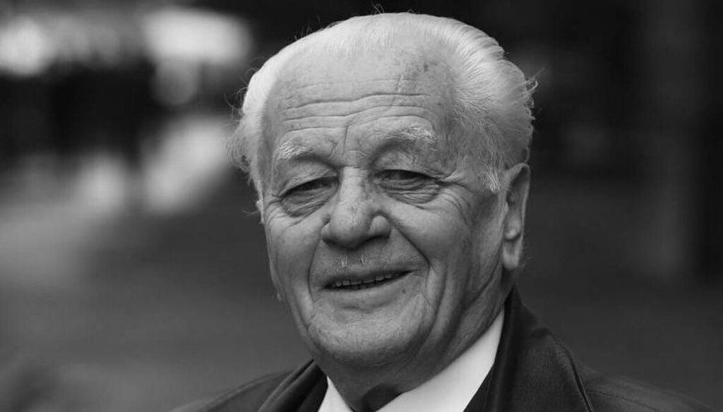 Помер Степан Хмара Герой України