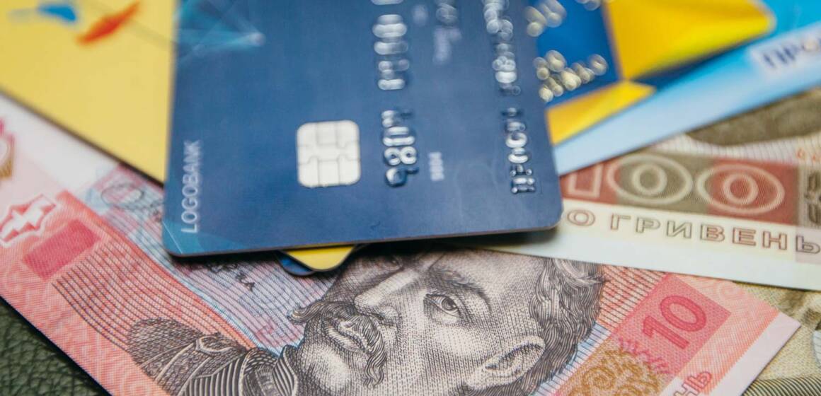 На Вінниччині чоловік викрав з банківської карти понад 10 000 тисяч гривень